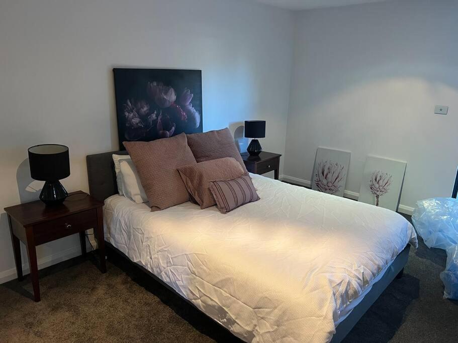 Large Executive 3 Bedroom Yarralumla