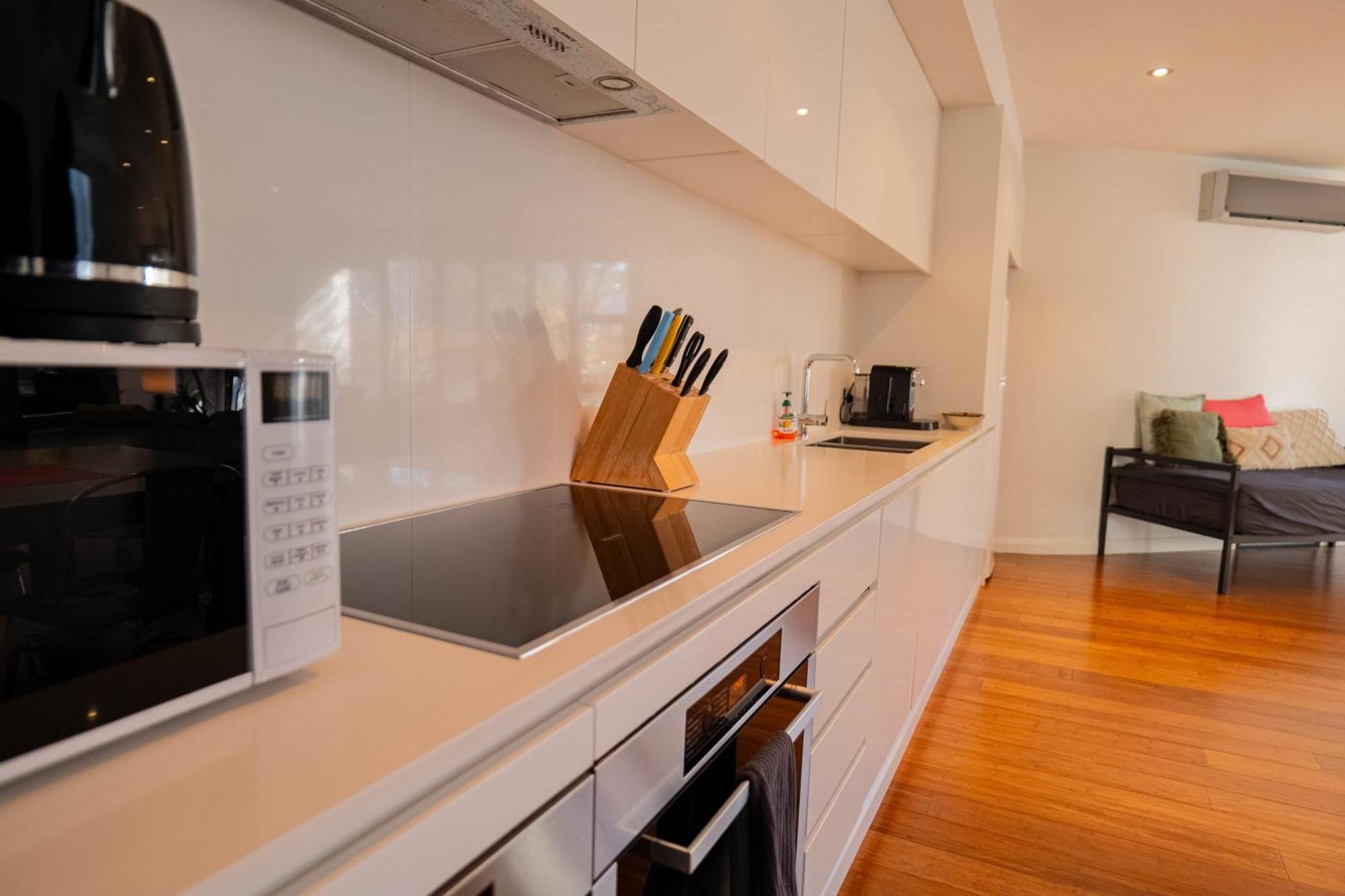 Large Executive 3 Bedroom Apartment